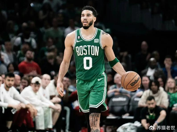 kaiyun-塔图姆：我年收入5亿，库里：我7.8亿，他：麻烦让一让|斯蒂芬·库里|凯文·杜兰特|耐克|詹姆斯|吉安尼斯·安特托孔波_新浪体育_新浪新闻