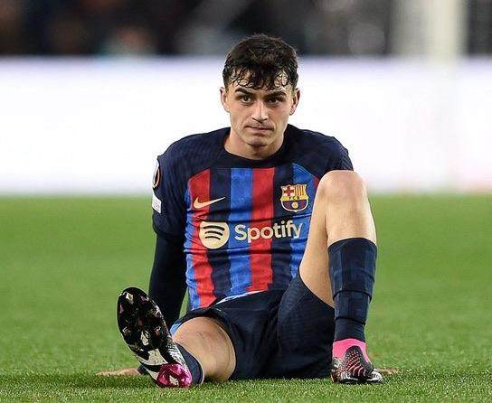 开云娱乐-【欧联杯】拉菲传射，拉师傅破门造乌龙，巴萨2-2曼联